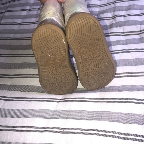 8c Carters Boots - Picture 2 of 5